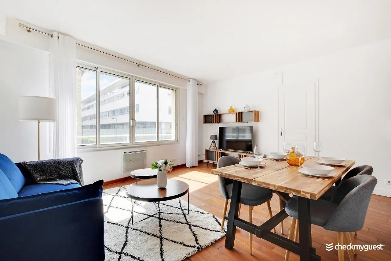 Appartement Cmg Serres/ Convention Parijs
